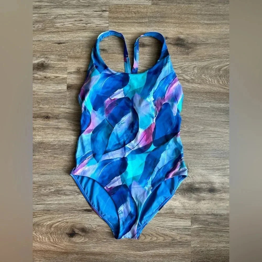 EUC Athleta Malibu Printed One Piece Swimsuit Make A Splash Cool Size Medium